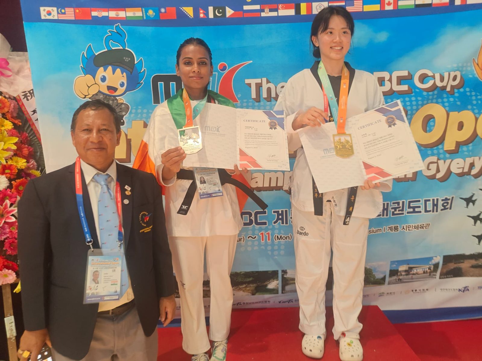 Medal and certificate ceremony — MBC Cup International Open